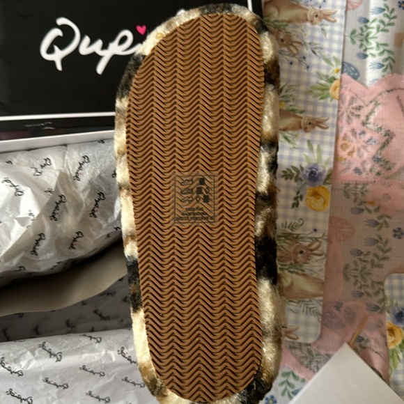 Teddy Faux fur sandals - Picture 3 of 4